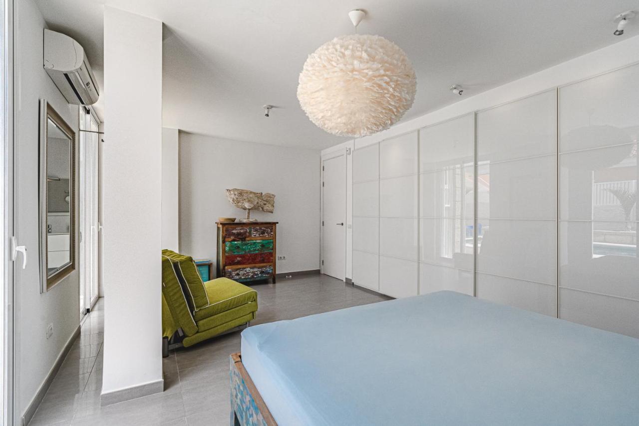 Modern 3Bdr Villa With Heated Pool El Médano Exterior foto